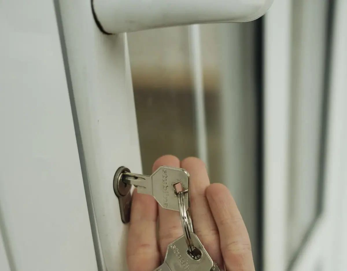 Licensed locksmith technician at a Laguna Niguel home front door